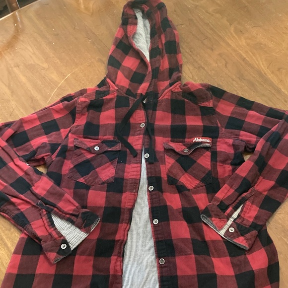 Red and Black Plaid Hooded button down  Shirt size M women’s - Picture 1 of 7